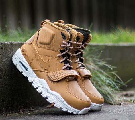 nike air trainer sc 2 boot wheat|Bo Jackson’s Nike Air Trainer SC 2 Is Now A Boot .